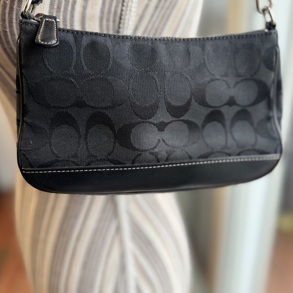 Coach Bag - Picture 2 of 13